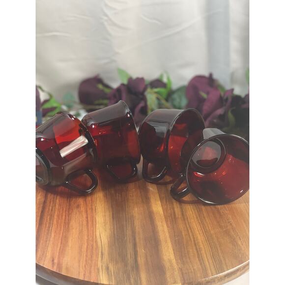 Vintage Arcoroc France Ruby Red Glass 4 Cups–Elegant Mid-Century Drinkware - Picture 6 of 11